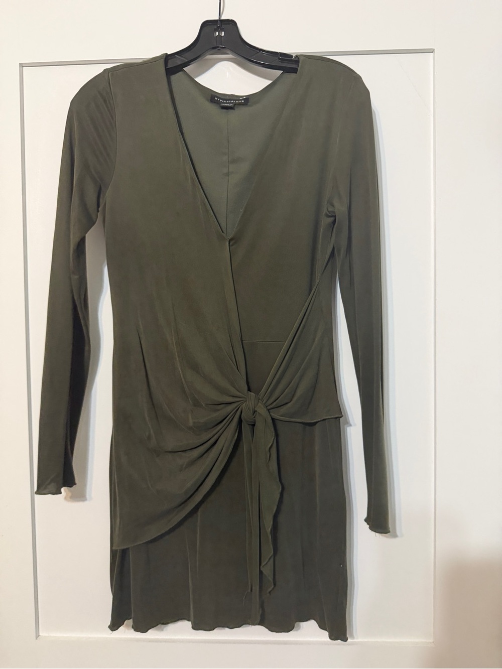 Stylestalker Olive Long-Sleeve Tie-Front Dress